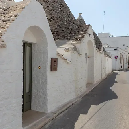 Bed & Breakfast Trulli Magheia Alberobello