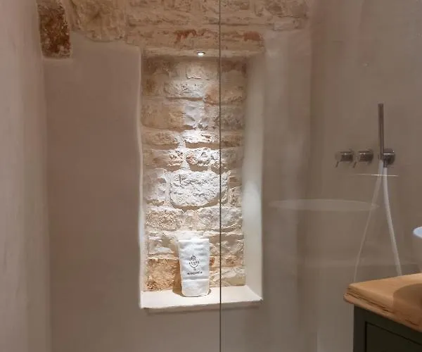Trulli Magheia 4*